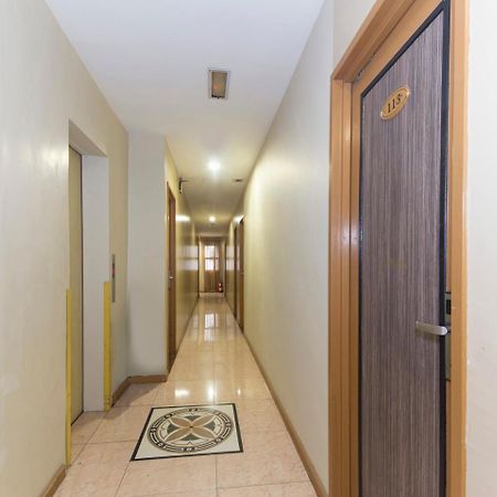 Oyo 422 Hotel Reno كوالالمبور المظهر الخارجي الصورة