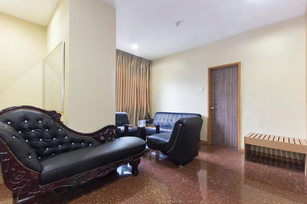 Oyo 422 Hotel Reno كوالالمبور المظهر الخارجي الصورة